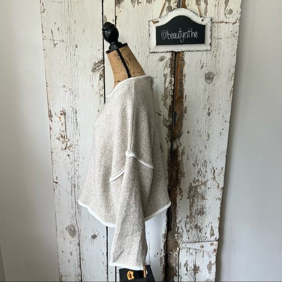 Artistic works by Lu oversized cream knit sweater - Picture 3 of 7